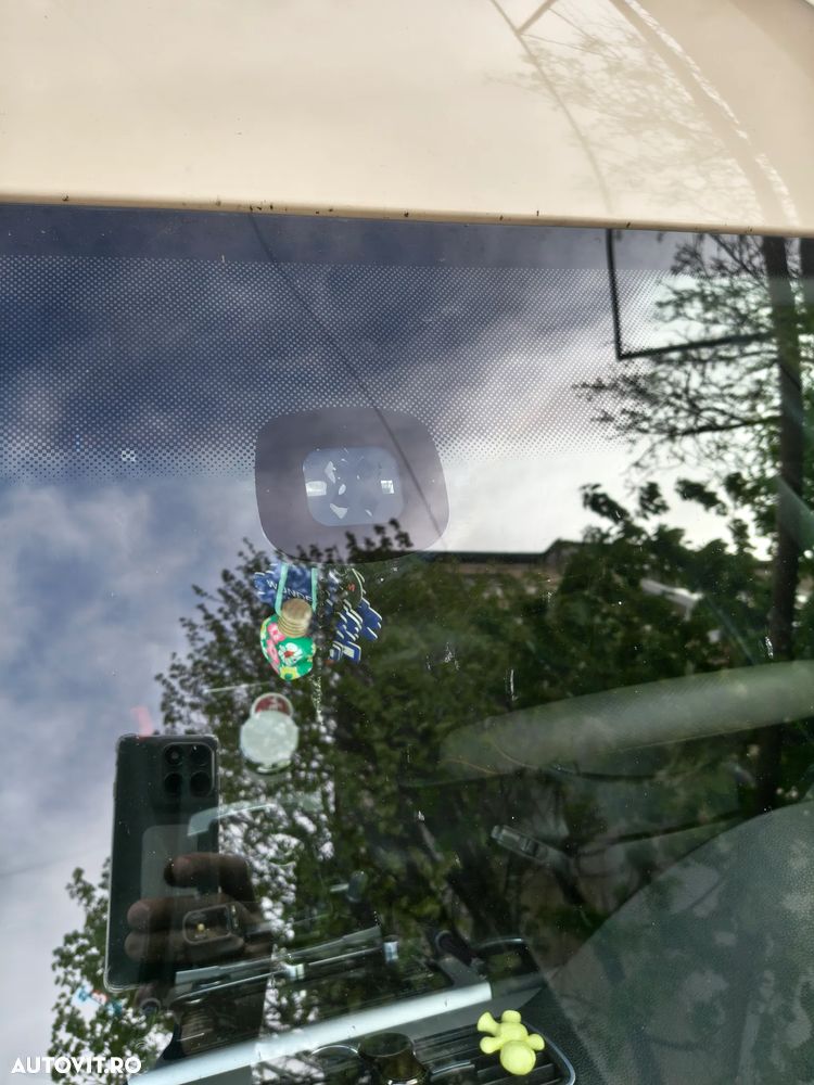 Volkswagen Passat 1.6 TDI BlueMotion Technology Comfortline - 9