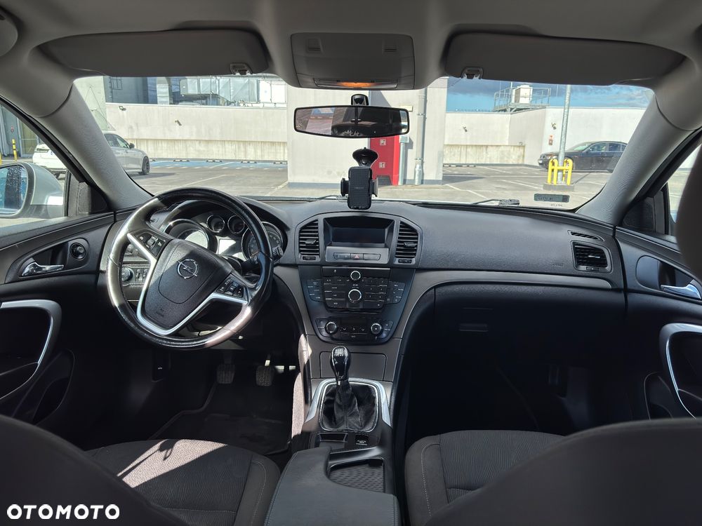 Opel Insignia 1.8 Sports Tourer - 9