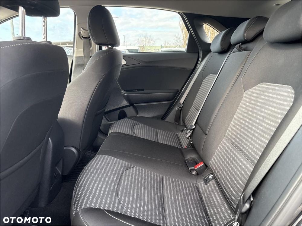 Kia Ceed 1.5 T-GDI M - 14