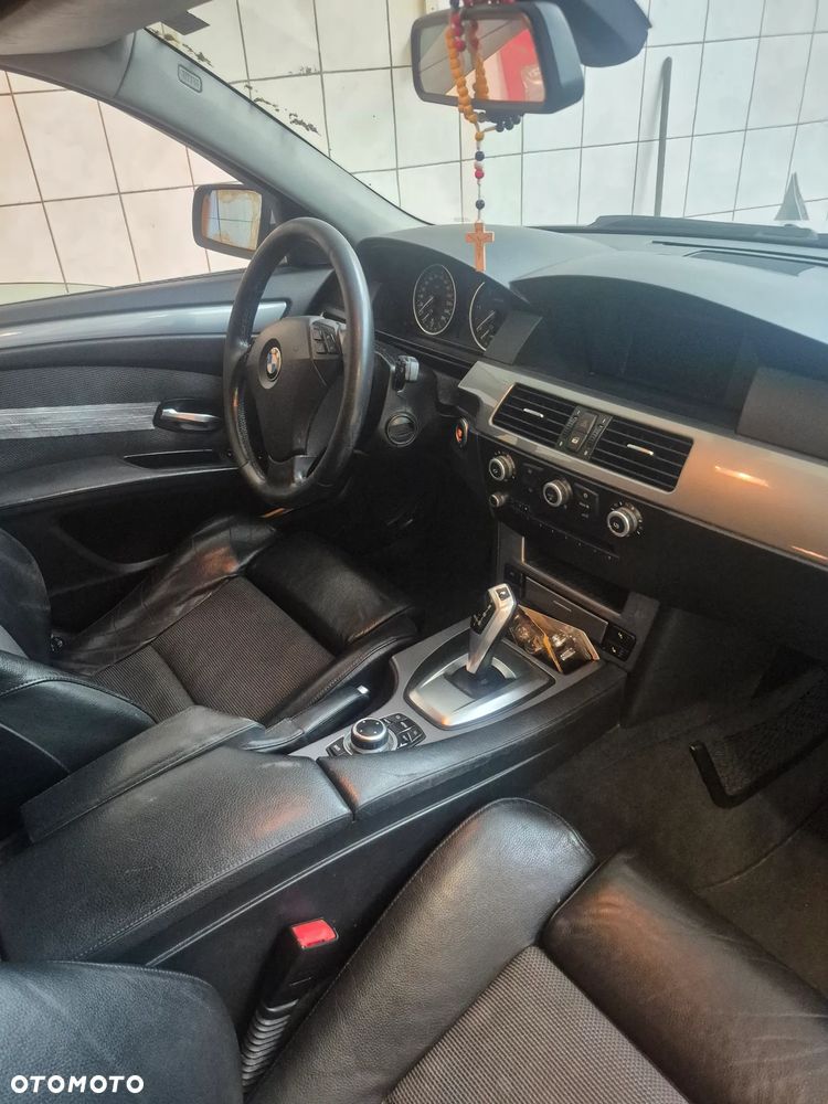 BMW Seria 5 520d - 4