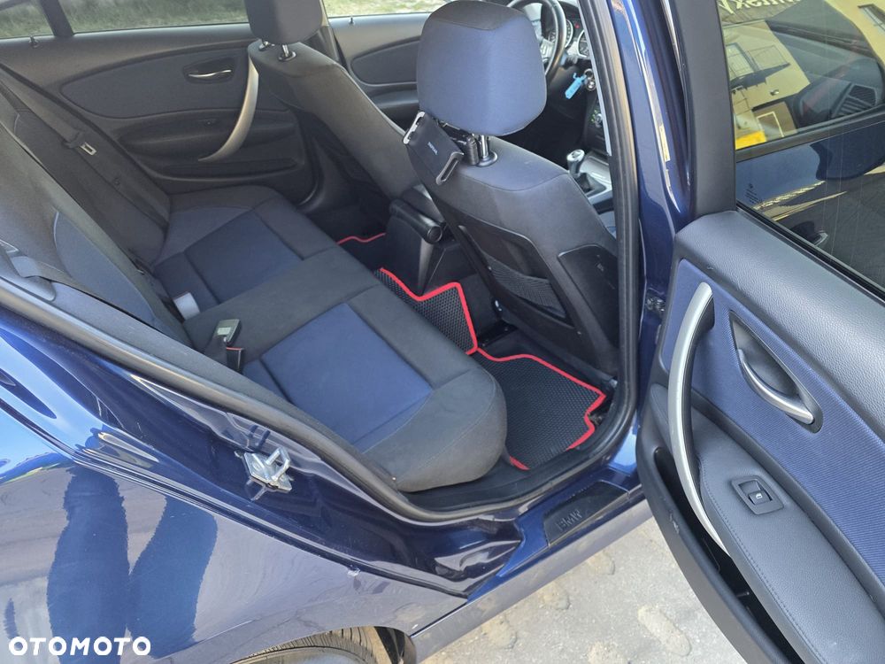 BMW Seria 1 116d Sport Line - 10