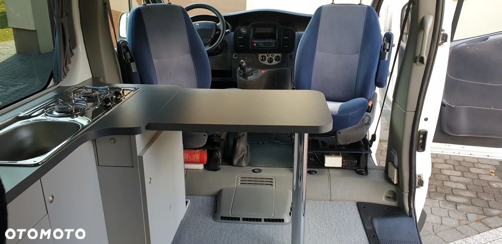Renault Trafic - 10