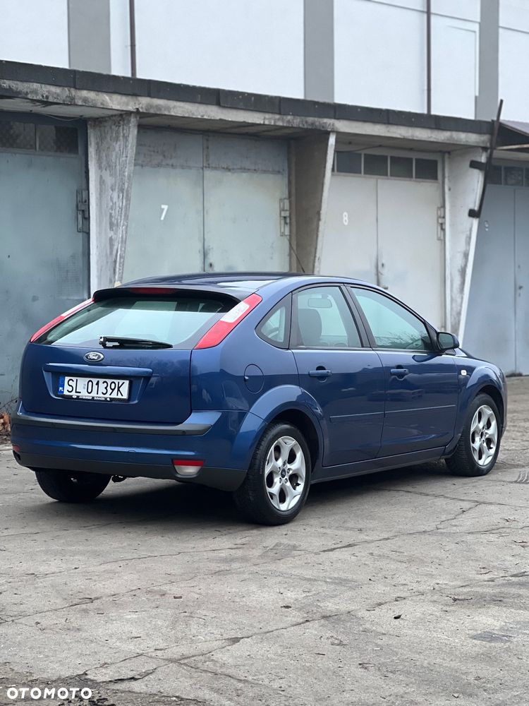 Ford Focus 1.6 16V Titanium - 5