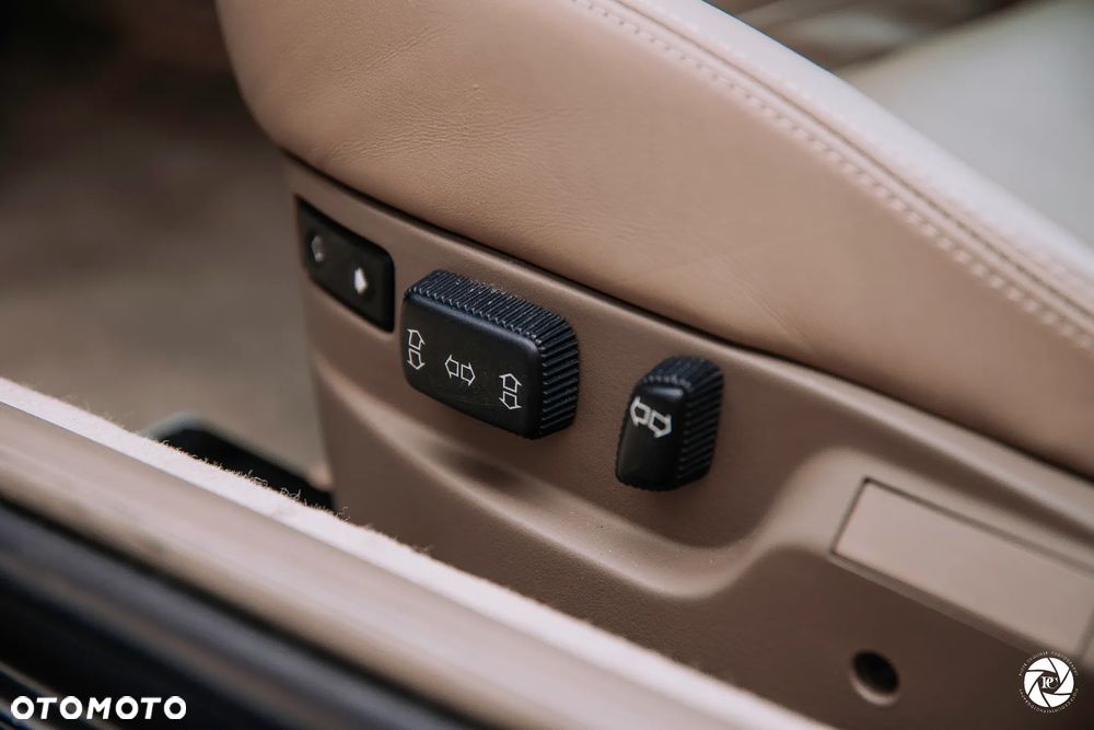 BMW Seria 8 840 Ci - 16