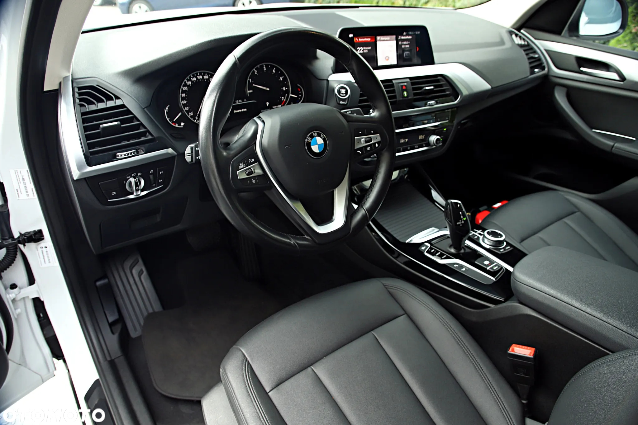 BMW X3 xDrive20i GPF Advantage - 24