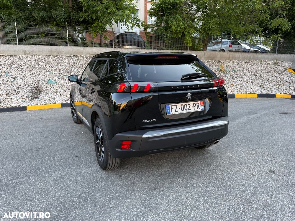 Peugeot 2008 - 13