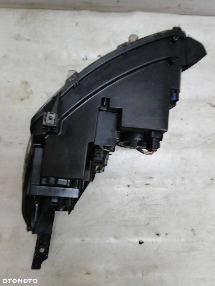 PEUGEOT 2008 I LAMPA PRAWA PRZÓD PRZEDNIA EUROPA - 11