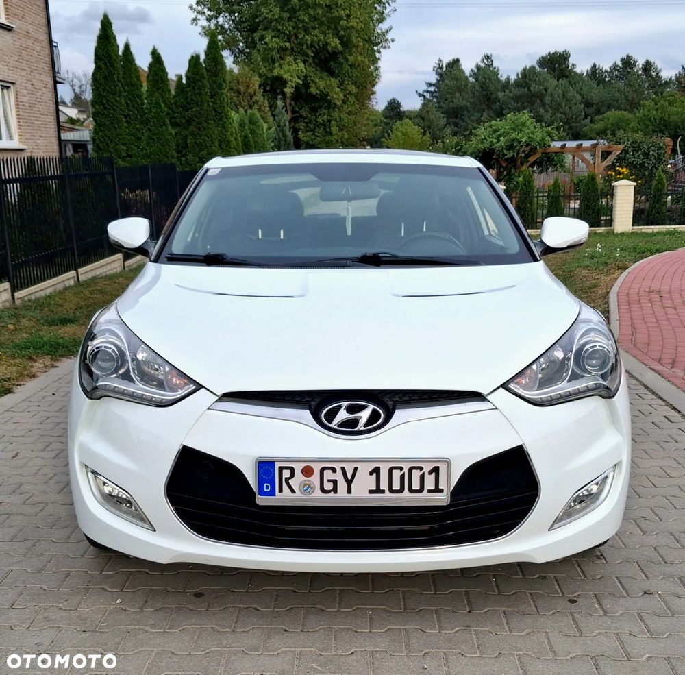 Hyundai Veloster 1.6 Premium - 8