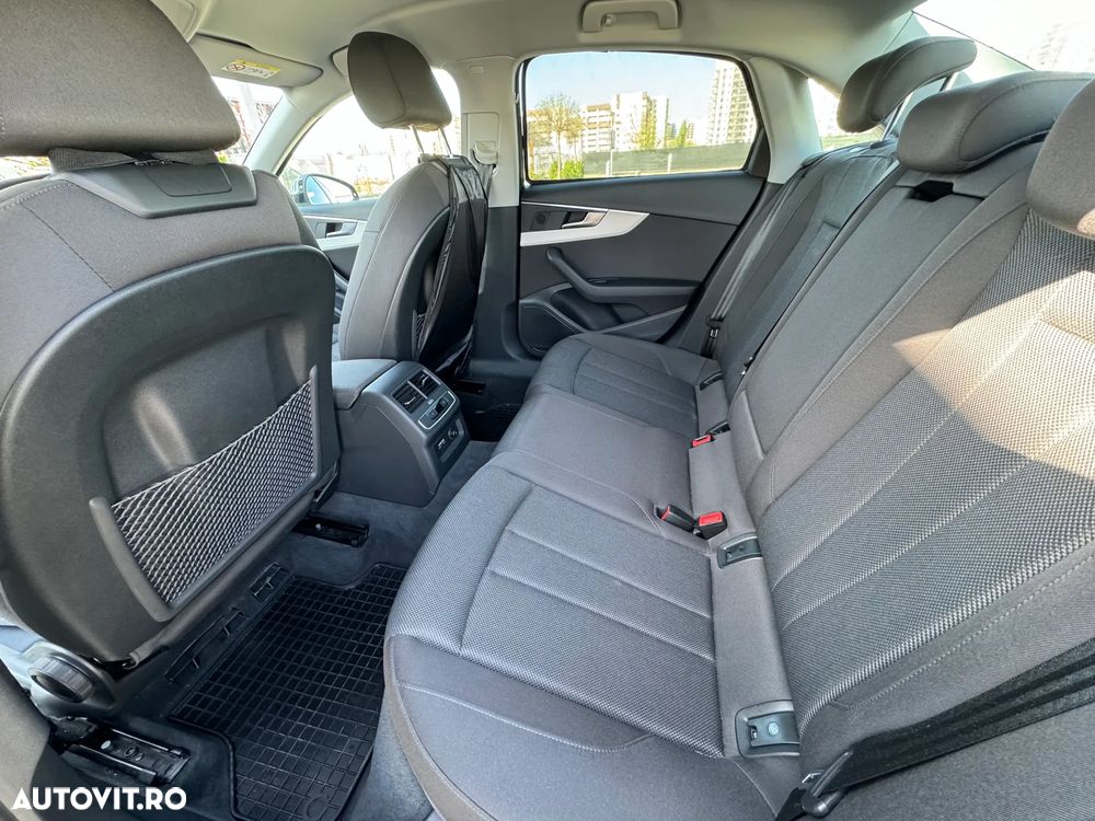 Audi A4 35 TFSI S tronic MHEV Advanced - 15