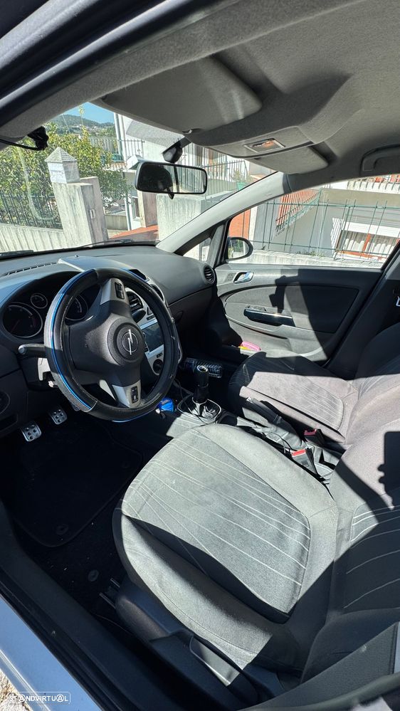 Opel Corsa 1.3 CDTI Enjoy EcoFLEX - 13