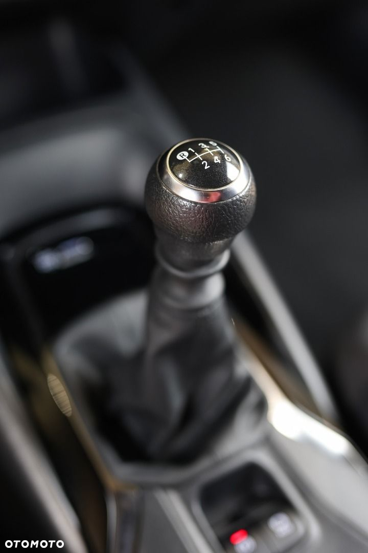 Toyota Corolla - 11