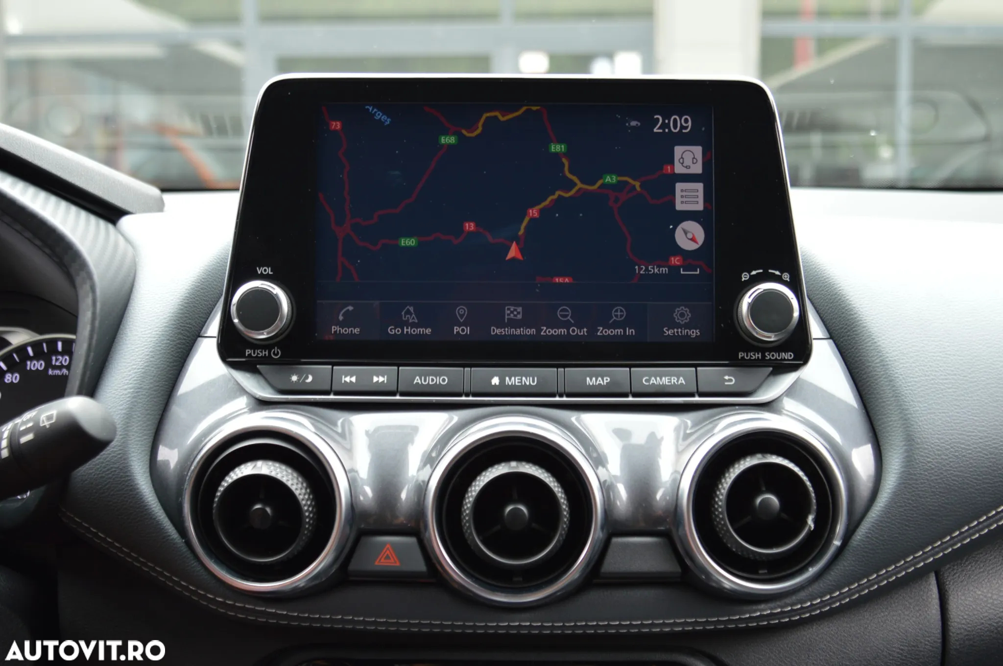 Nissan Juke DIG-T DCT N-Connecta - 23