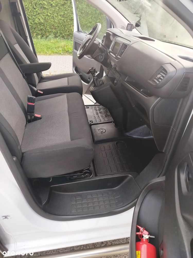 Opel VIVARO - 14