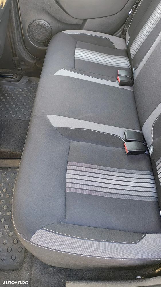 Dacia Logan 1.0 SCe SL PLUS - 4