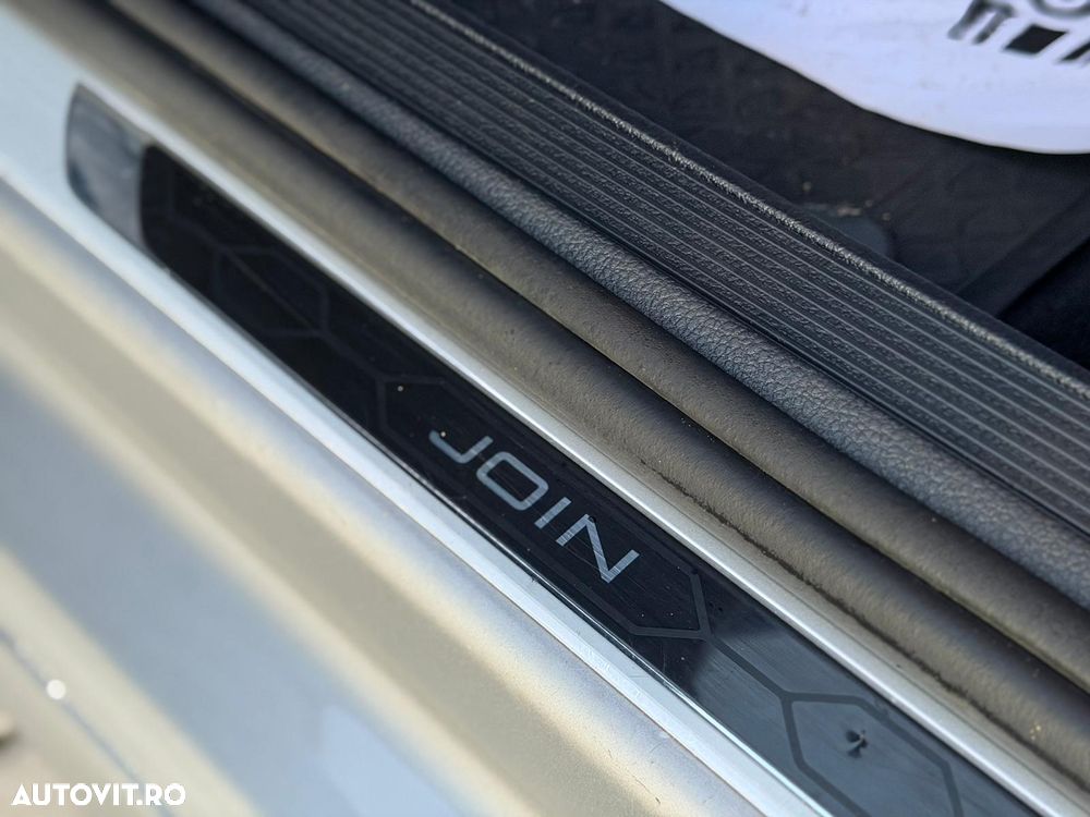 Volkswagen Golf 1.6 TDI SCR DSG Join - 33