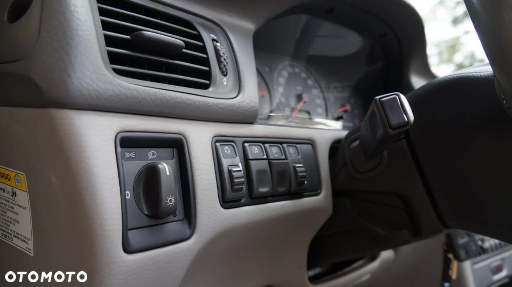 Volvo C70 2.0T - 15