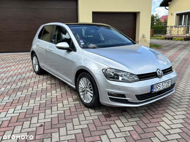 Volkswagen Golf - 5