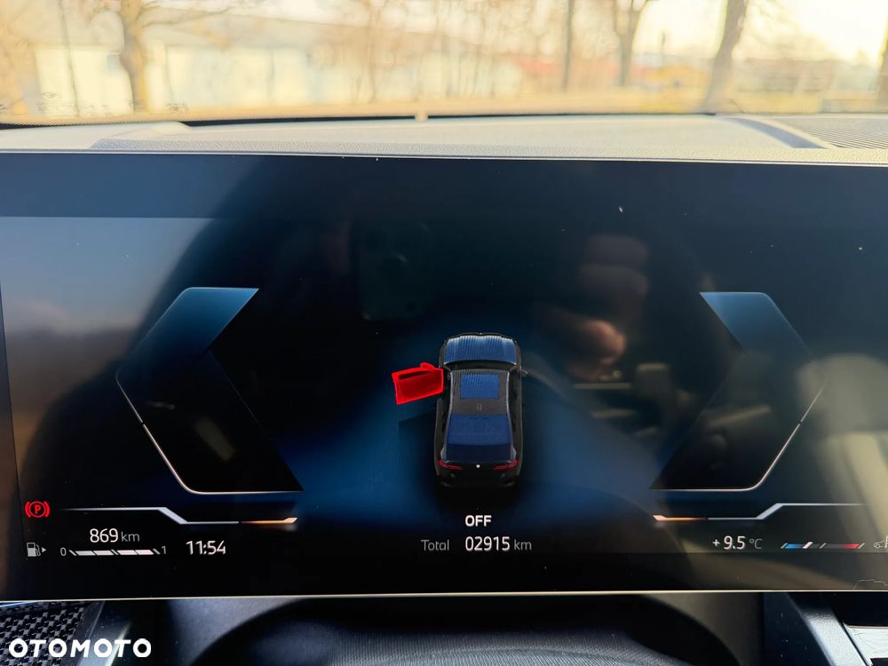 BMW Seria 5 540d xDrive mHEV M Sport - 16