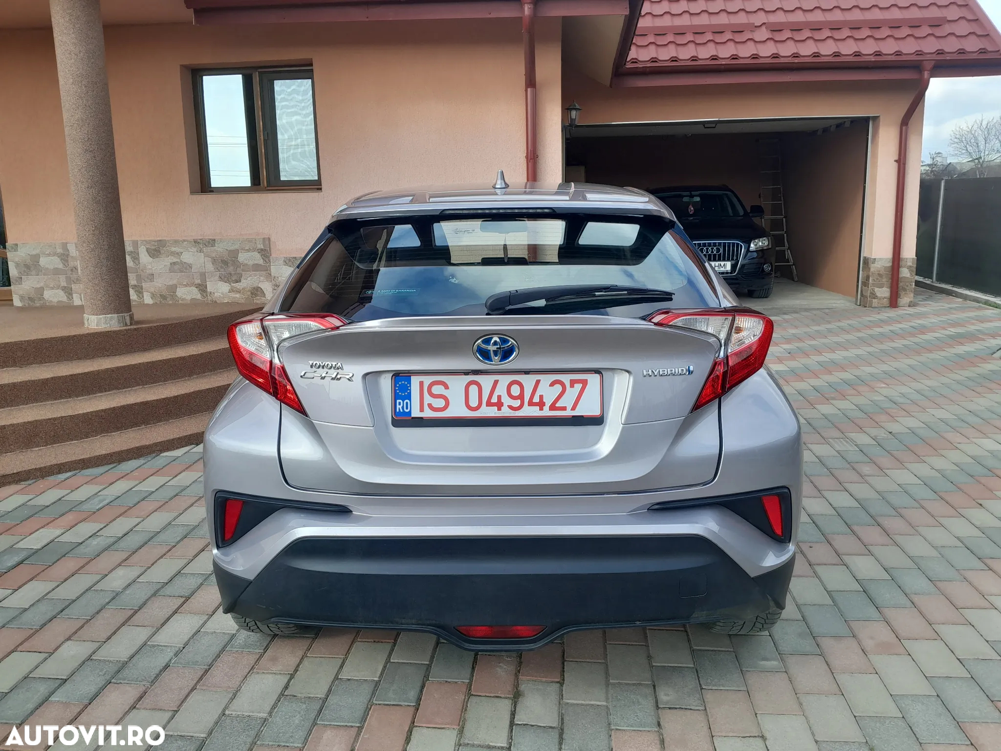 Toyota C-HR ver-hybrid-business--edition - 8