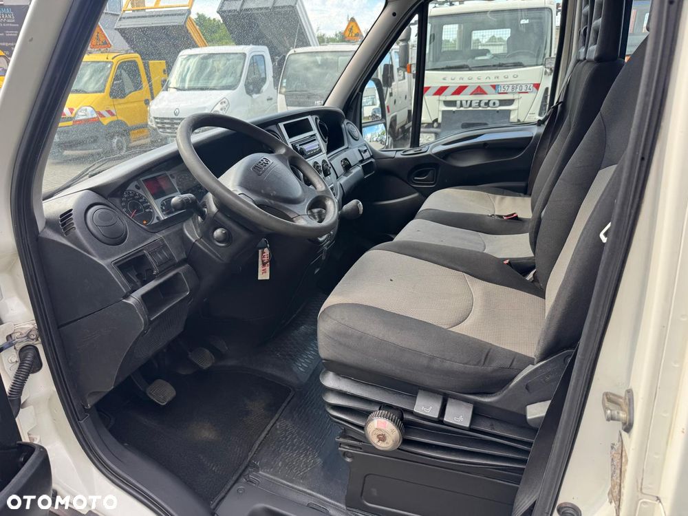Iveco Daily 2010r. Brygadówka Bliźniak 7 Osobowy Klima 3.5t Na Haku - 11