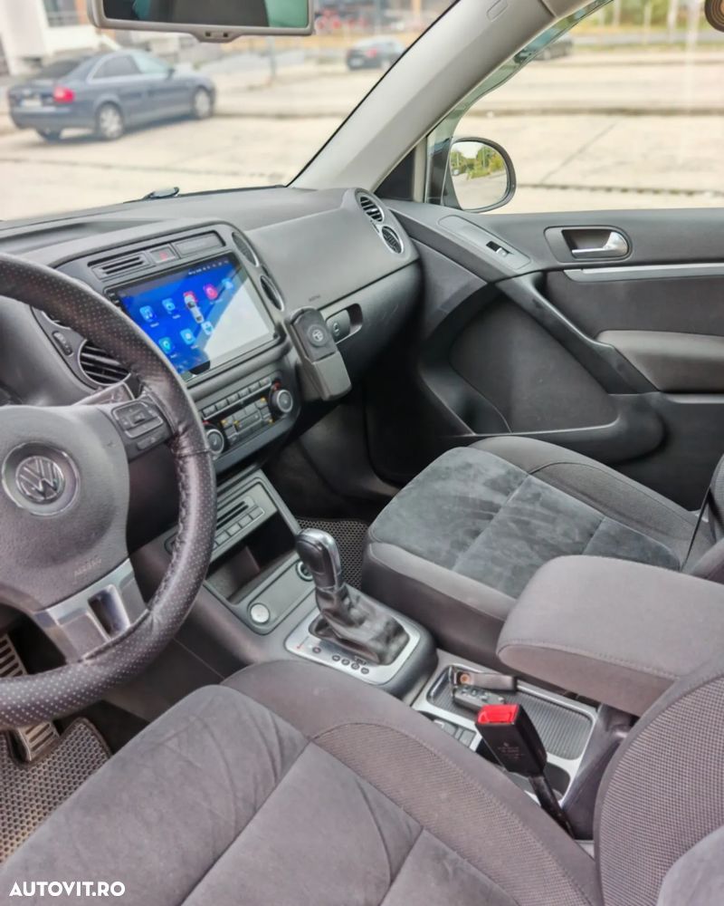 Volkswagen Tiguan 2.0 TDI 4Motion DSG Sport & Style - 6