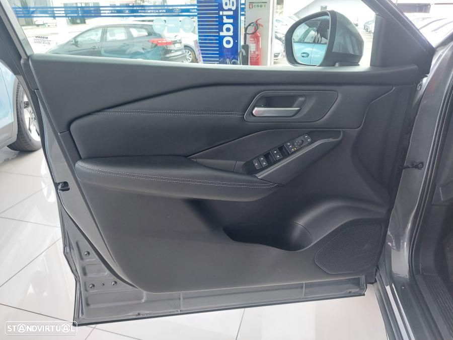 Nissan Qashqai 1.3 DIG-T N-Connecta - 15