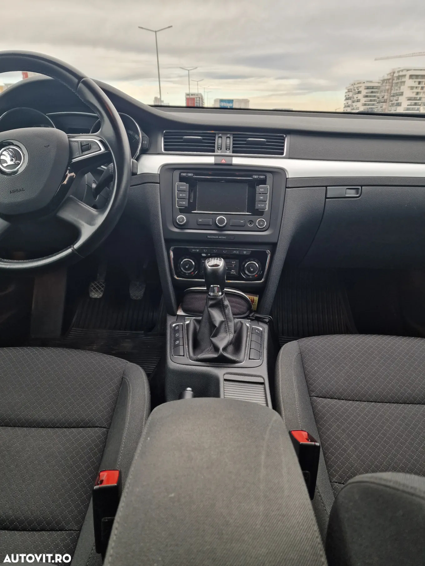 Skoda Superb 2.0 TDI Ambition - 13