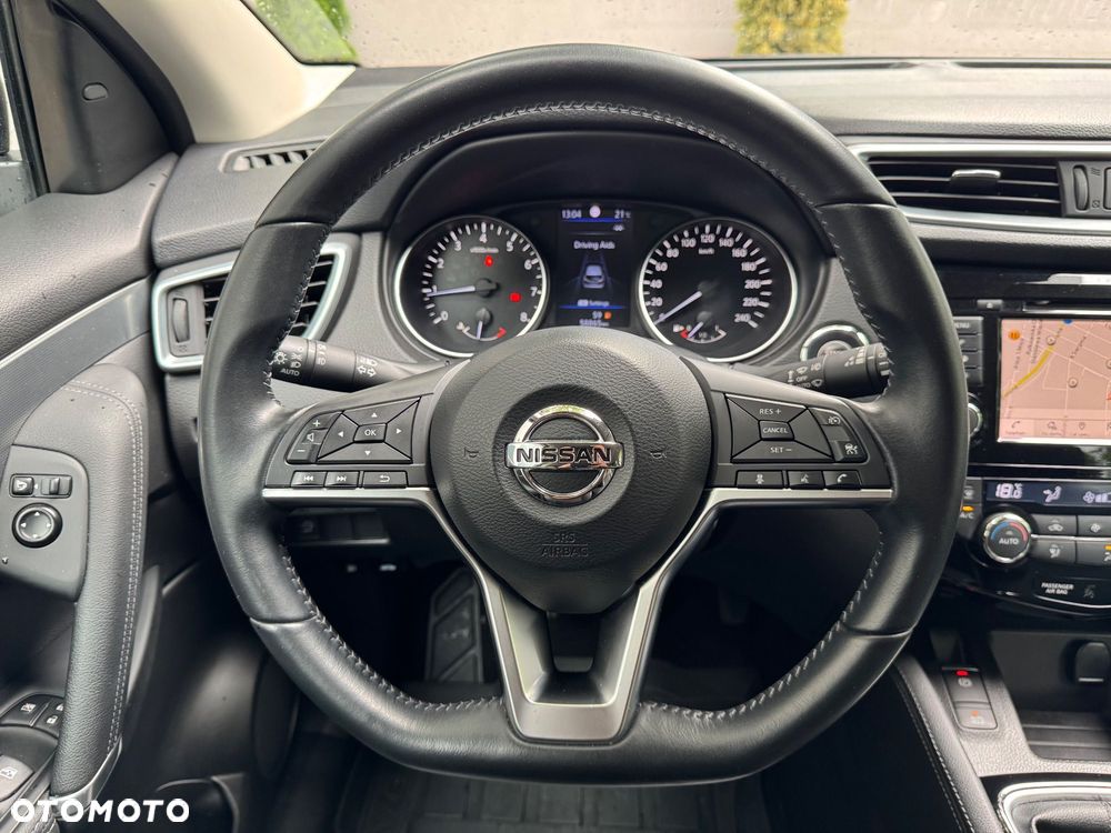 Nissan Qashqai 1.3 DIG-T Tekna - 25