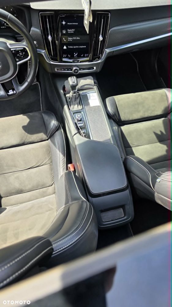 Volvo V90 D3 R-Design - 4