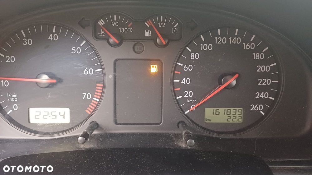 Volkswagen Passat 1.8 Comfortline - 7