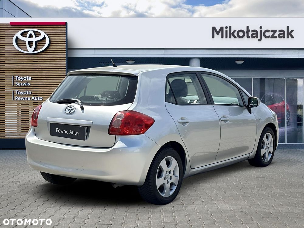Toyota Auris 1.6 VVT-i Luna - 3