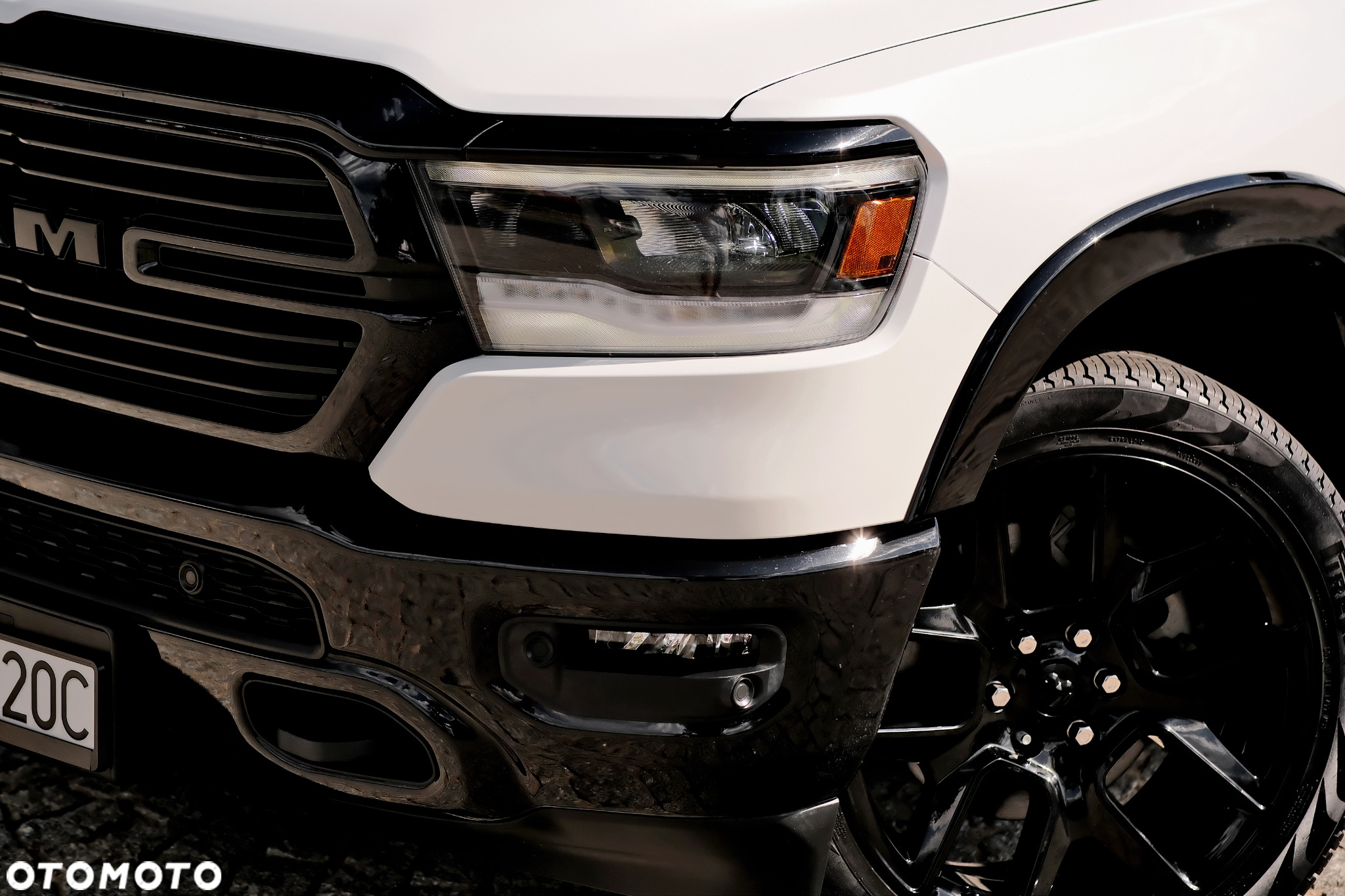 RAM 1500 Crew Cab Sport - 10