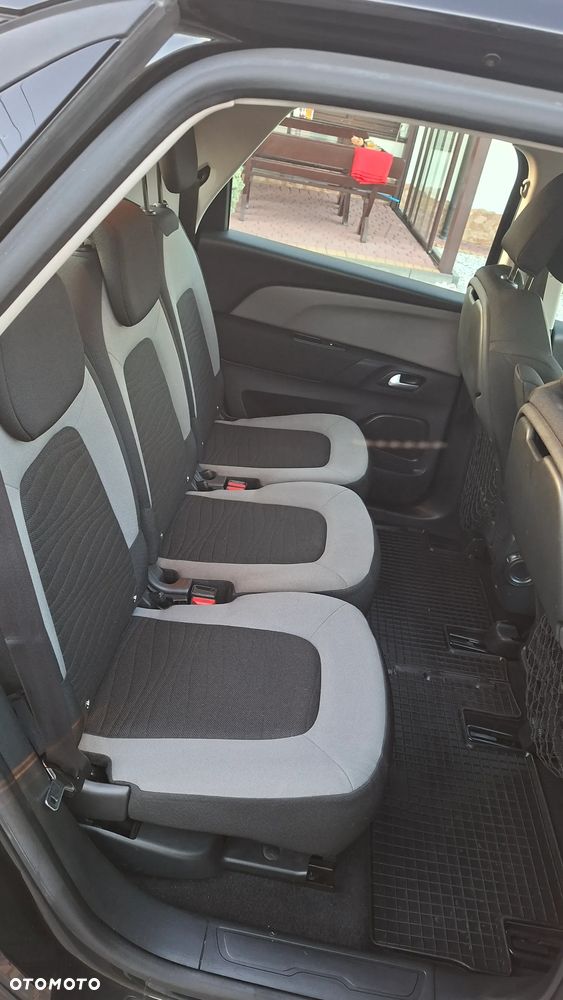 Citroën C4 Picasso 1.6 HDi Attraction - 16