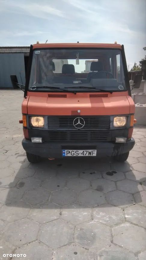 Mercedes-Benz 410 D - 1