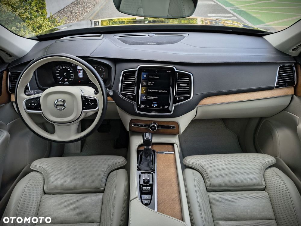 Volvo XC 90 - 13