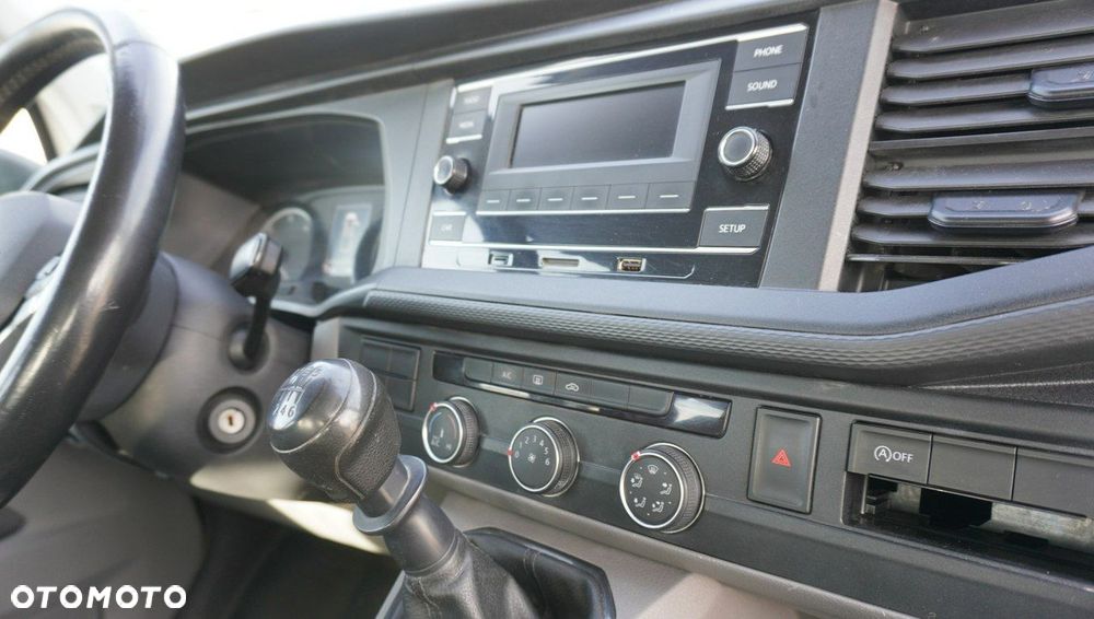 Volkswagen Transporter T6.1_ Doka _4Motion _ 4x4 - 17