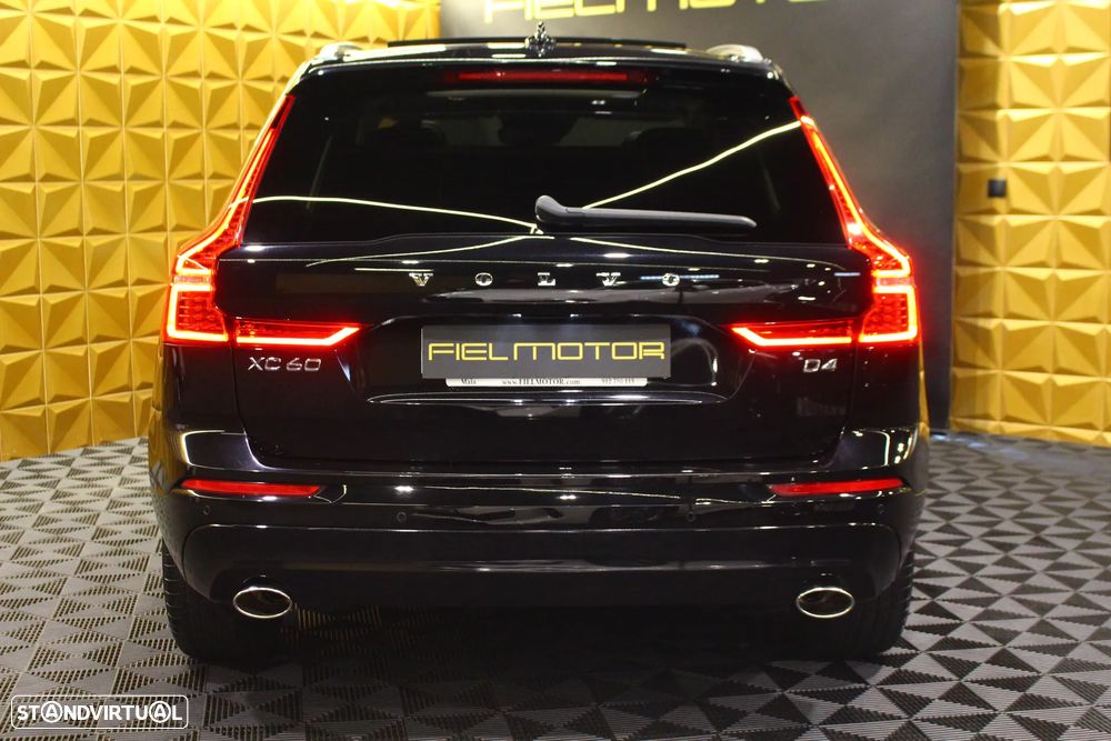 Volvo XC 60 D4 Geartronic Momentum - 11