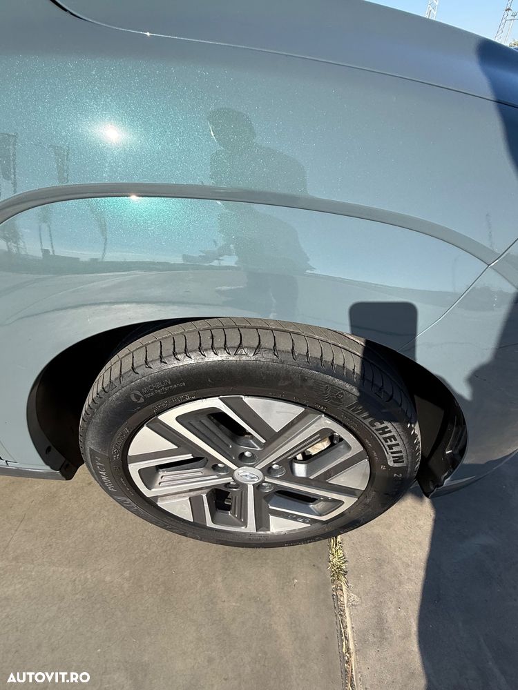 Hyundai KONA - 9
