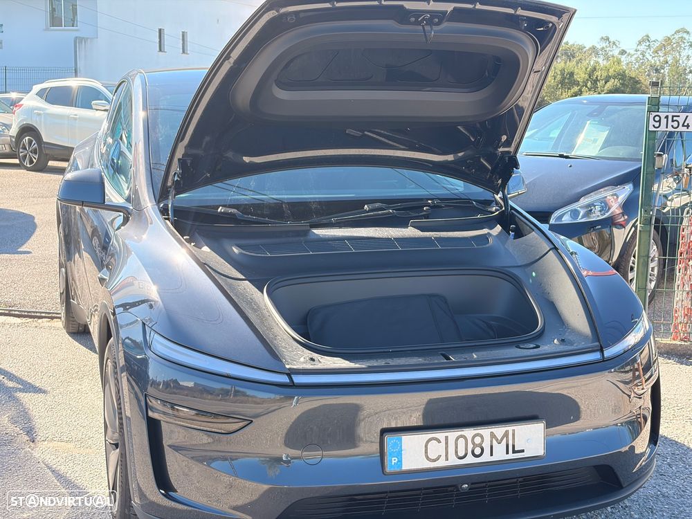 Tesla Model Y Long Range Tração Integral - 27
