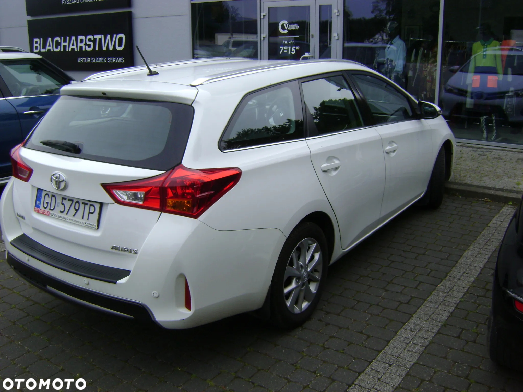 Toyota Auris 1.4 D-4D Luna - 3