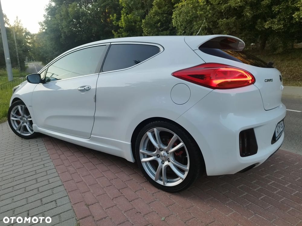 Kia ProCeed 1.6 T-GDI GT Edition 1 - 17
