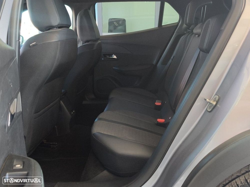 Peugeot 2008 1.2 PureTech Allure - 9