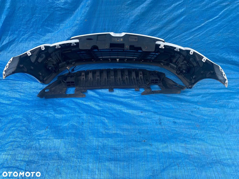 2F Zderzak przód przedni Renault Megane III 3 coupe - 11