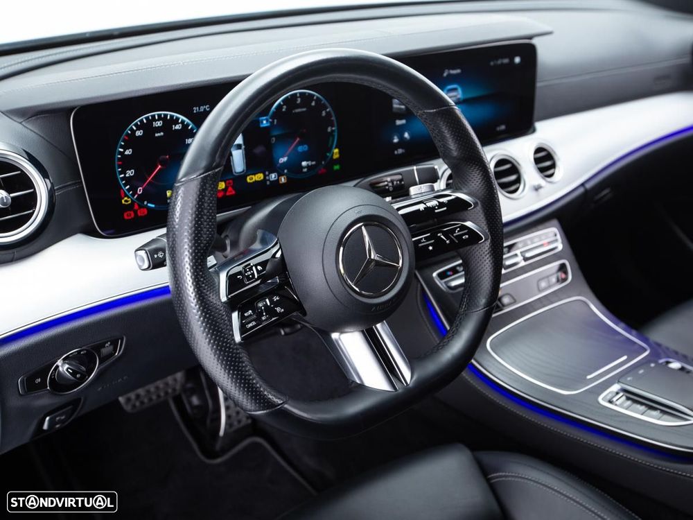 Mercedes-Benz E 300 de AMG Line - 22