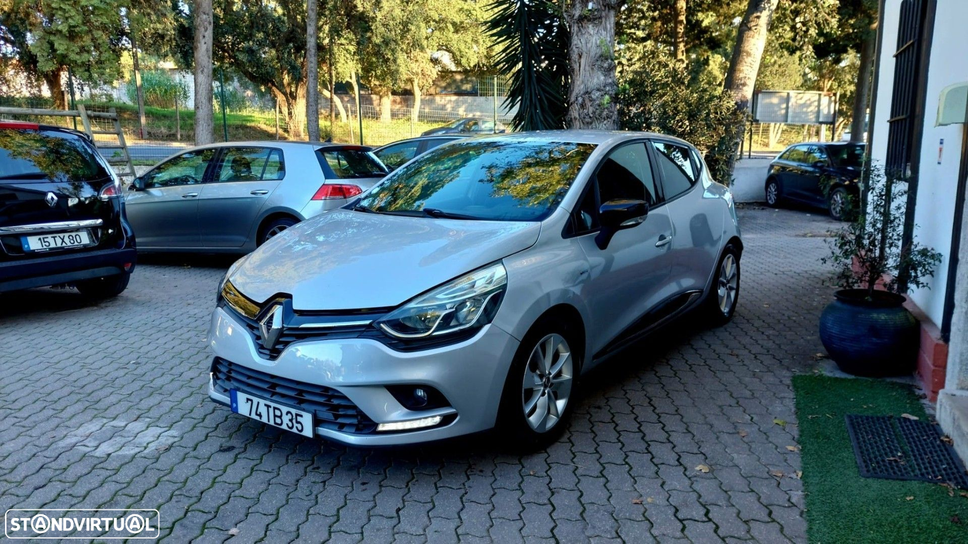 Renault Clio 0.9 TCe Limited - 13