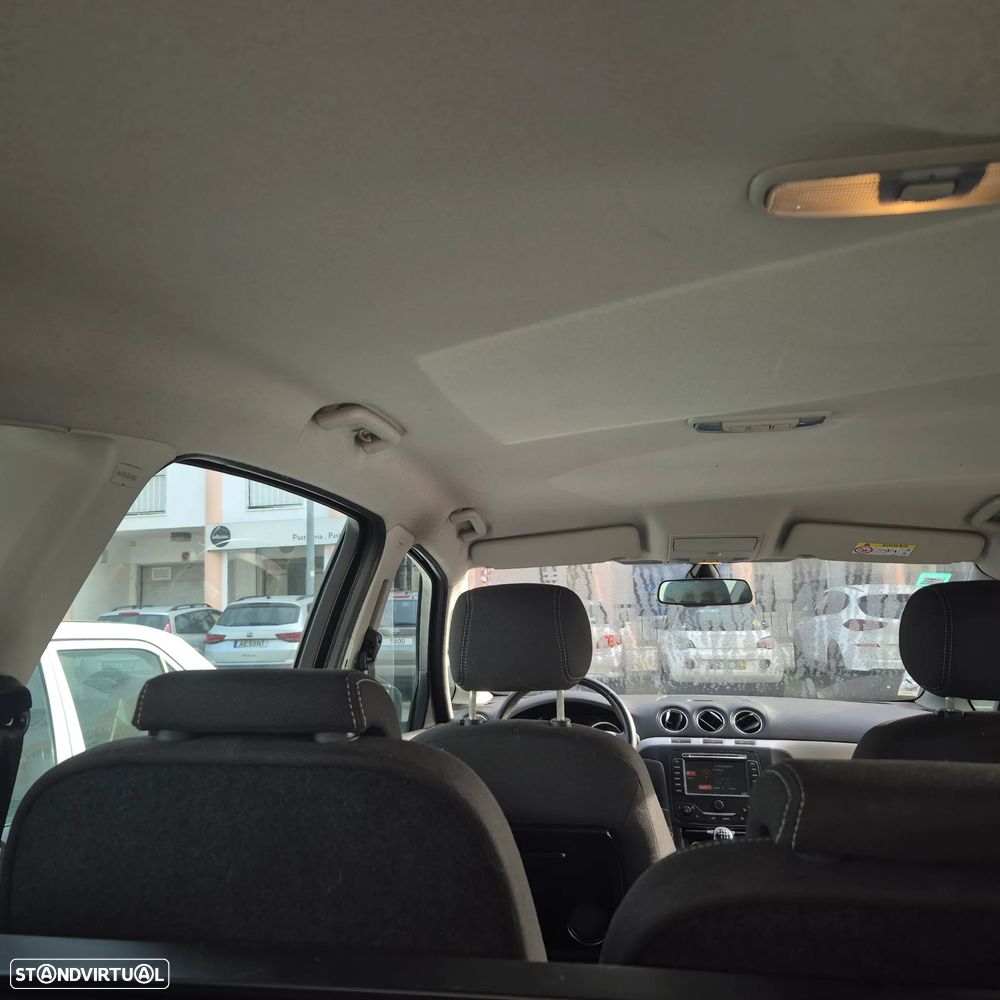 Ford S-Max 2.0 TDCi Titanium 7L - 7