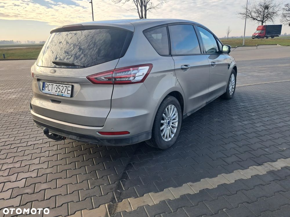 Ford S-Max - 4