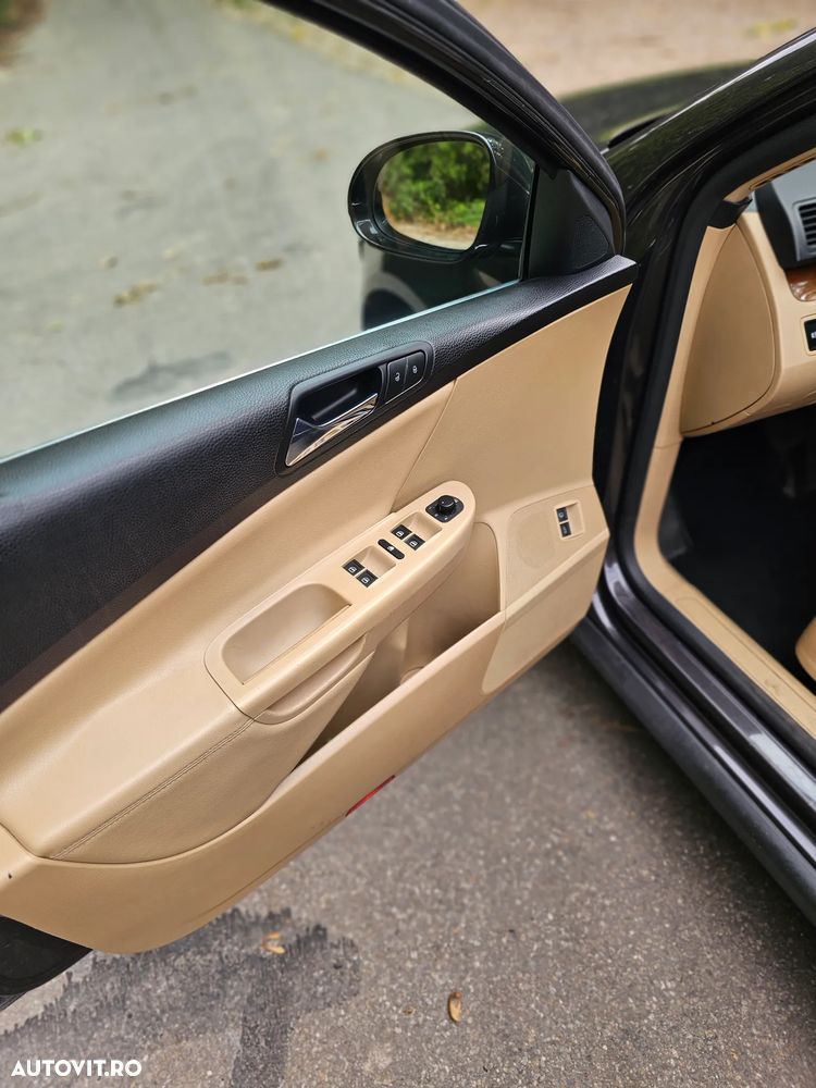 Volkswagen Passat 2.0 TDI DPF DSG Individual - 7