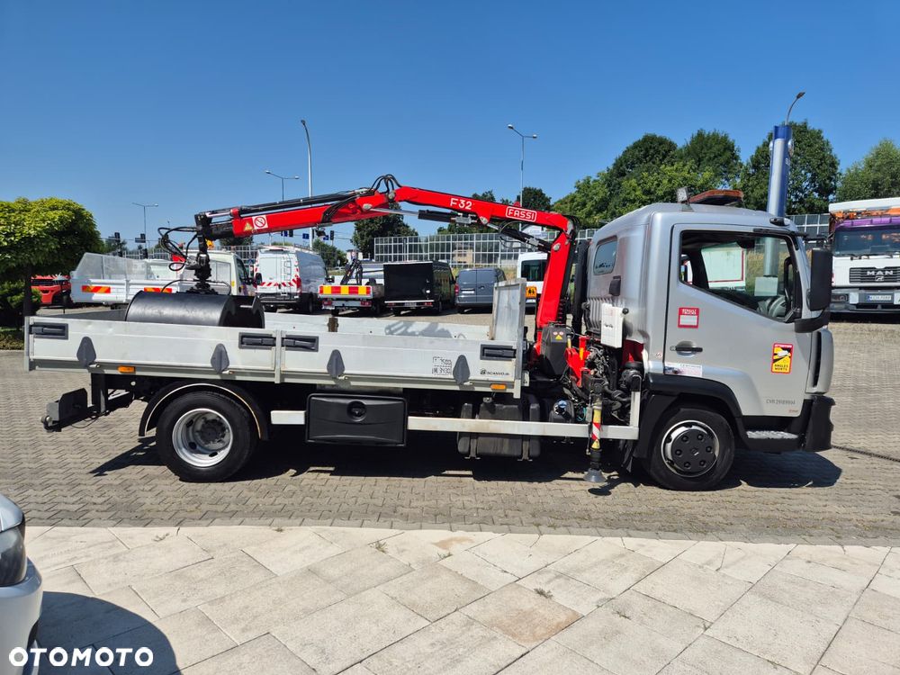 Renault D 7.5 180 / SKRZYNIA / HDS FASSI F32 / NISKI PRZEBIEG / BEZWYPADKOWY / OKLEJONY / AUTOMAT / CHWYTAK / SERWISOWANY / UNIKAT / EURO 6 - 5