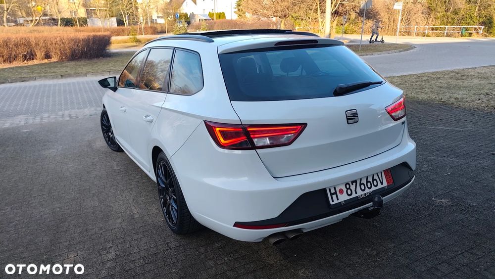 Seat Leon 2.0 TDI DPF DSG FR - 17